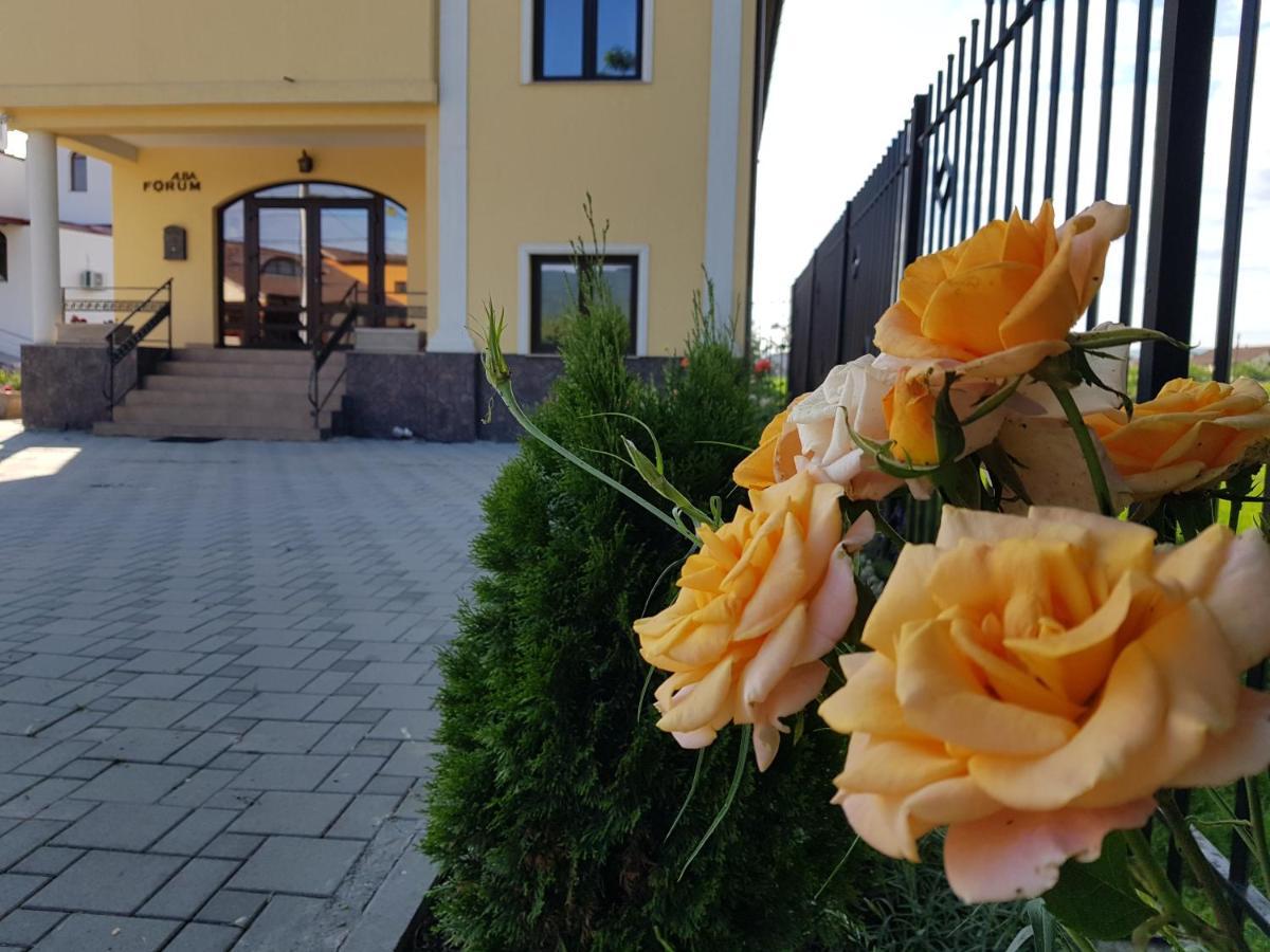 Alba Forum Alba Iulia Extérieur photo