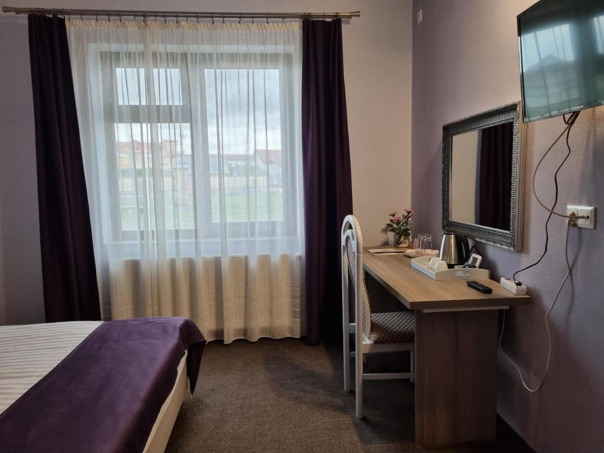 Alba Forum Alba Iulia Chambre photo