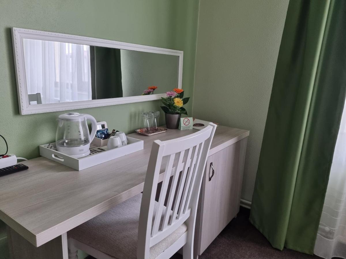 Alba Forum Alba Iulia Chambre photo