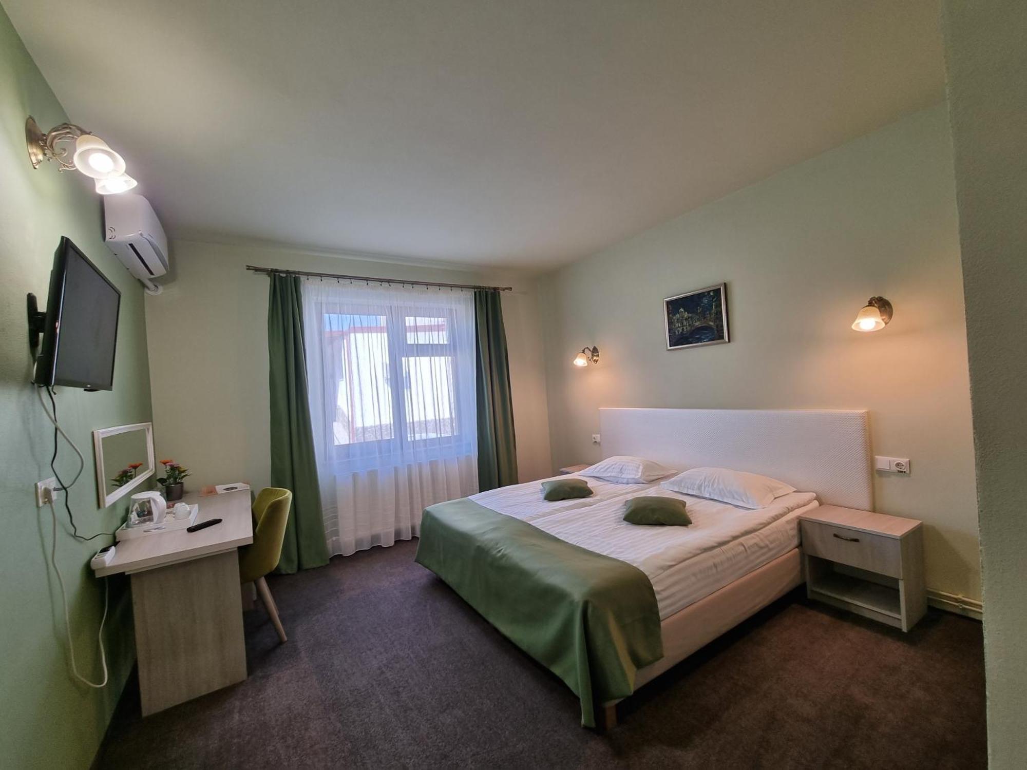 Alba Forum Alba Iulia Chambre photo
