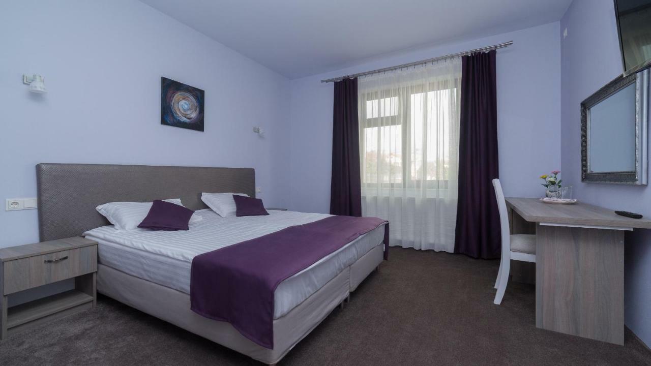 Alba Forum Alba Iulia Extérieur photo